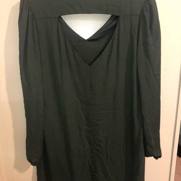 Hunter Green Dress - Picture 2 of 3